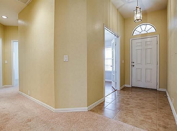 2nd image of 214 Cliffbrook Dr