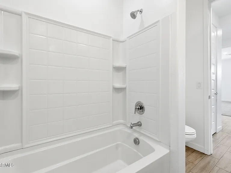 4330 N 94th Ave — Photo 18