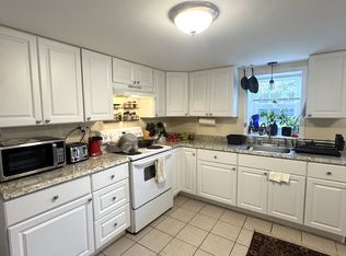 112 Greenleaf St APT 18, Quincy, MA 02169