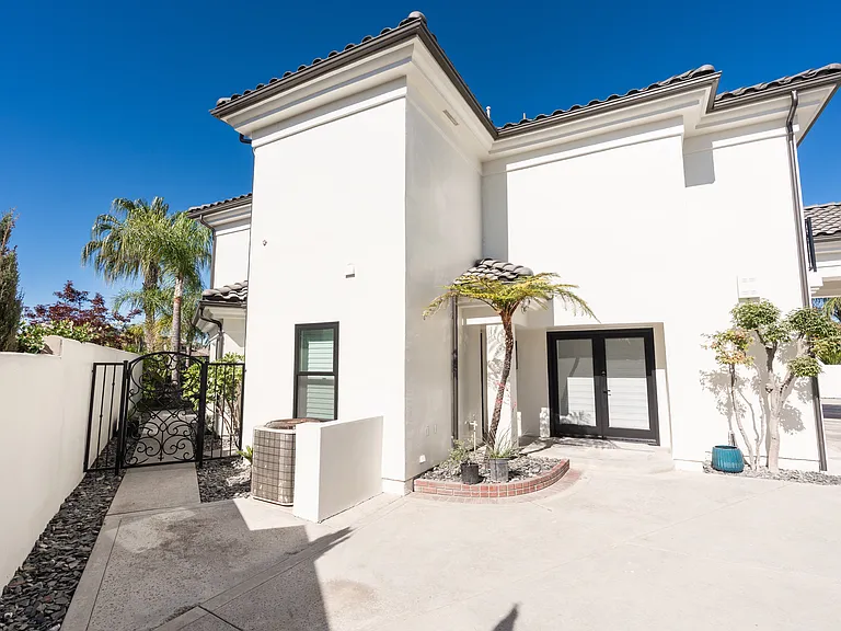 2589 W Lake Van Ness Cir — Photo 5