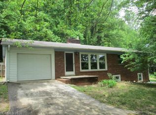 76 S Brooks Cove Rd, Candler, NC 28715