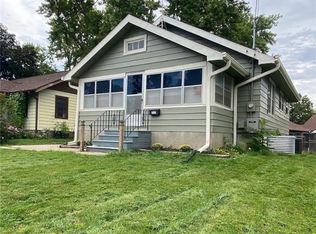 2325 44th St, Des Moines, IA 50310