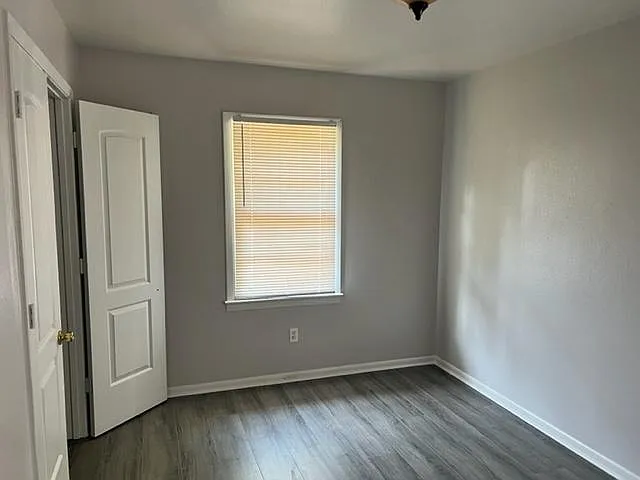 4613 Givens St — Photo 11