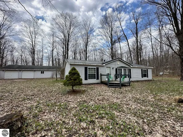 4049 Musser Rd, Mancelona, MI 49659