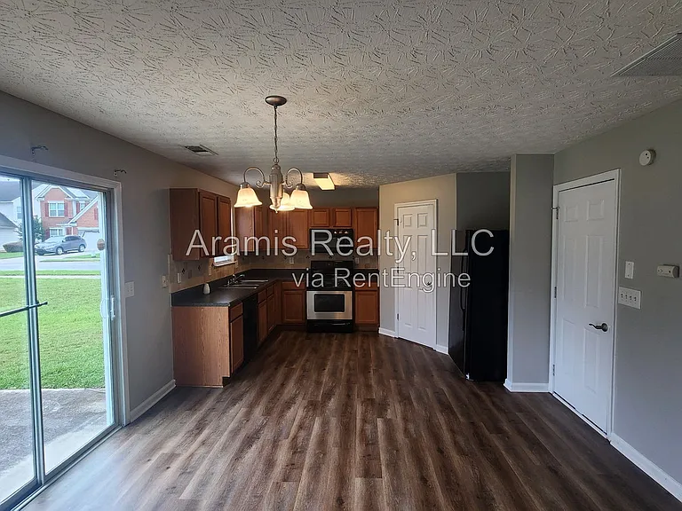 4324 Grant Forest Cir — Photo 2
