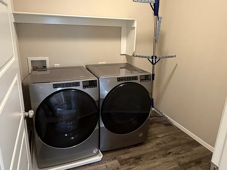863 E Sparrow Cir — Photo 10