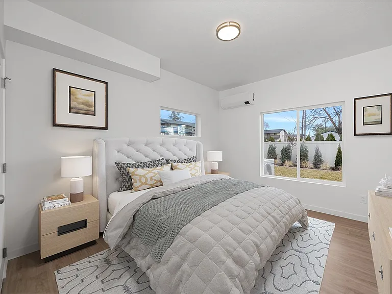 505 E Hawthorne Rd #304 — Photo 10
