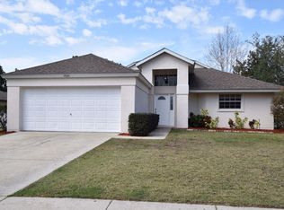 4920 Treasure Cay Rd, Tavares, FL 32778