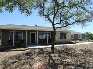309 N Pleasant Valley Dr, Boerne, TX 78006