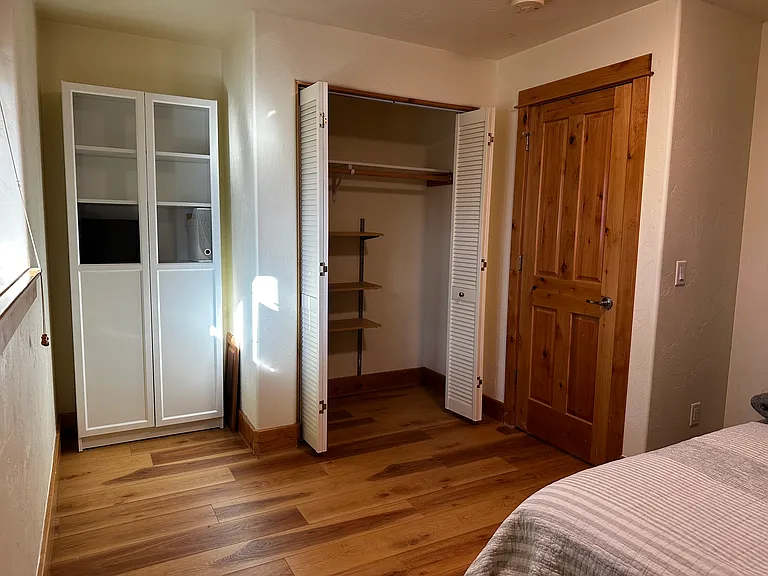 basement bedroom