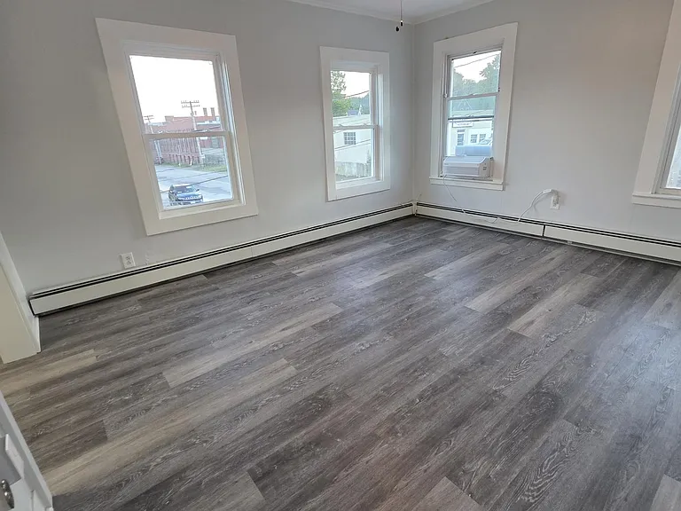627 N Main St #2 — Photo 16