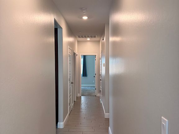 5th image of 3410 Falling Brook Ln