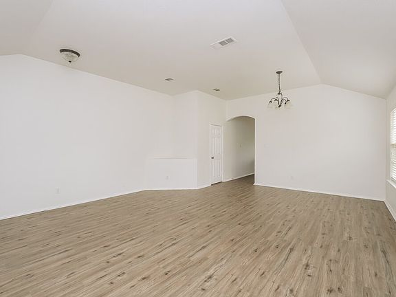 3rd image of 16301 Severn Ln