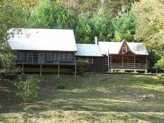 Log Cabin and addition, 2000 +/- SF