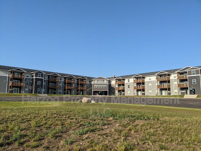 1021 30th Street Northwest 1021 30th St NW Willmar MN Zillow