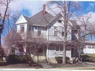152 N Channing St, Elgin, IL 60120