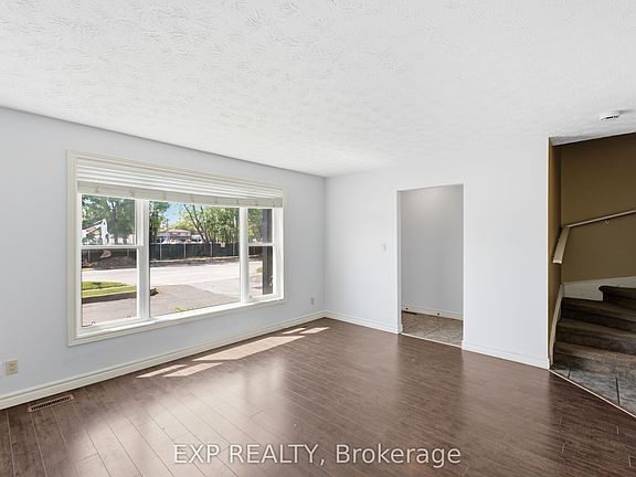 4th image of 7226 Alex Ave