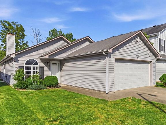 3rd image of 2137 Curtiswood Dr