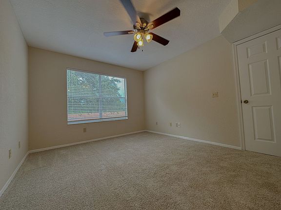 3rd image of 827 Camargo Way Unit 210