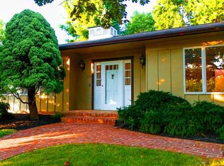 230 Primrose Ln, Hanover, PA 17331