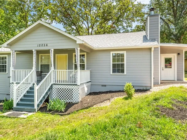 12056 Hilltop Rd, Lowell, AR 72745