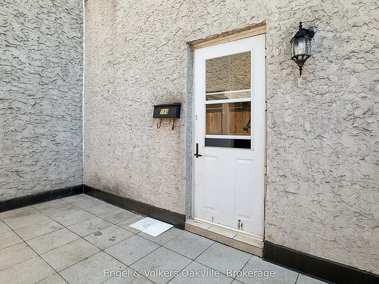 1055 Dundas St E #184 — Photo 30