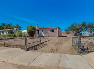 2501 Mesa St SE, Albuquerque, NM 87106