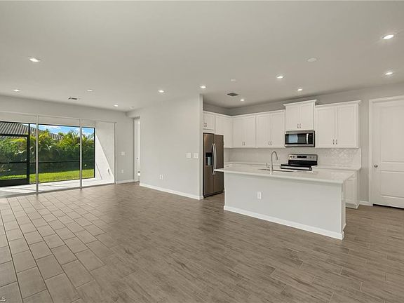4th image of 6626 Good Life ST