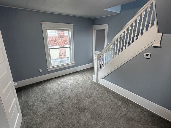 4th image of 82 Brown St