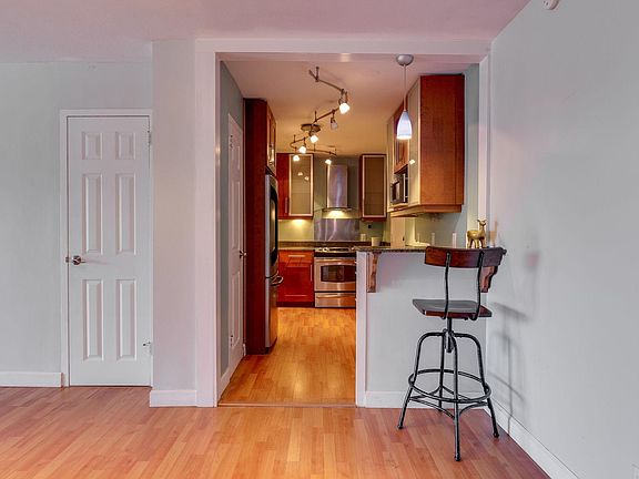 5th image of 3415 W End Ave #D-1009-1009