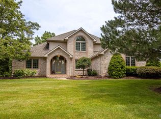 2019 Mayfair Dr, White Lake, MI