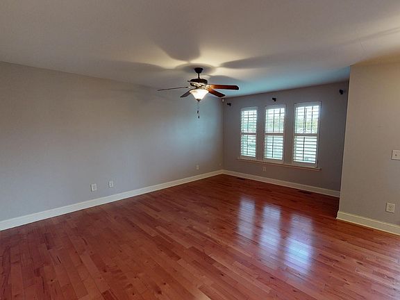 5th image of 211 Silver Springs Trl NW #10