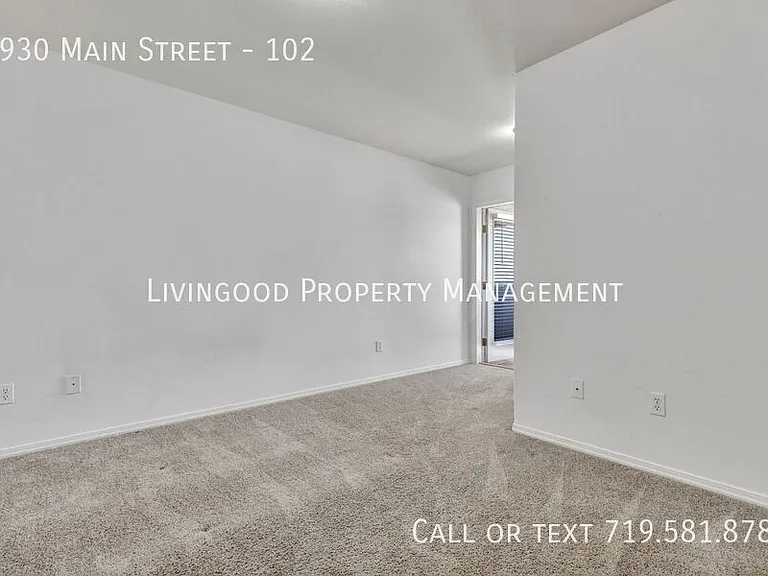 2930 Main St #102 — Photo 13