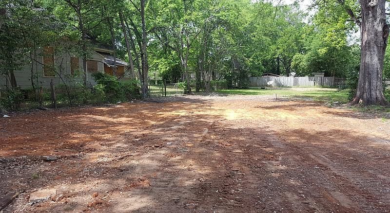 1st image of 2107 Highland Ave