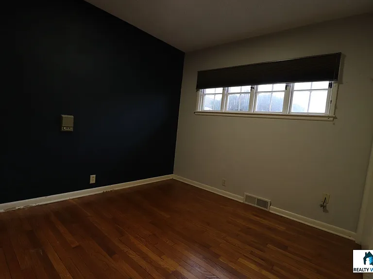 3800 Calvert St — Photo 14