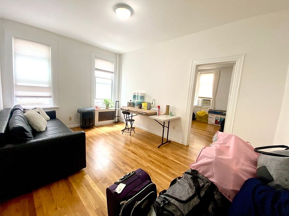 1st image of 24-11 29th St #1CC