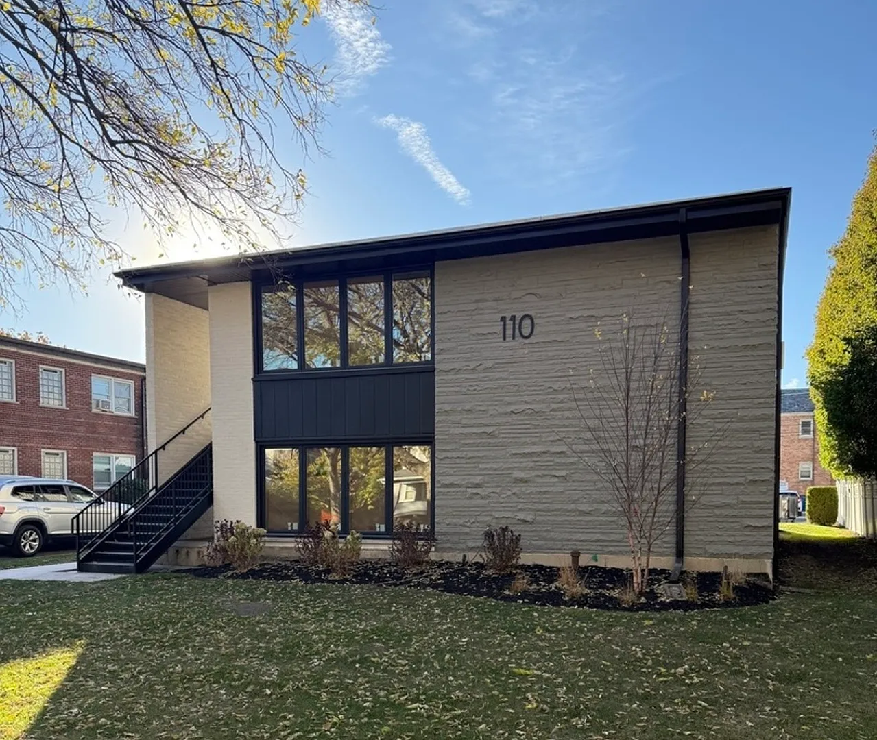 2 bed, $2,495 — Photo 1