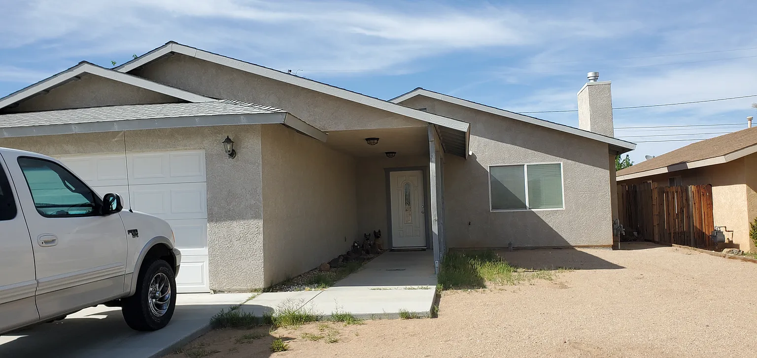 1212 W Coronado Ave photo 1