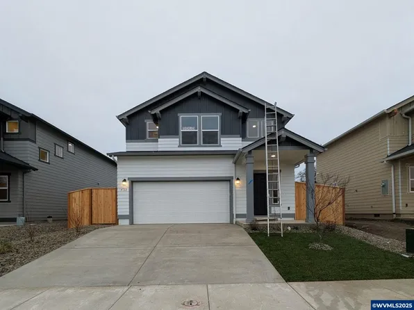 4722 Finch St, Albany, OR 97322