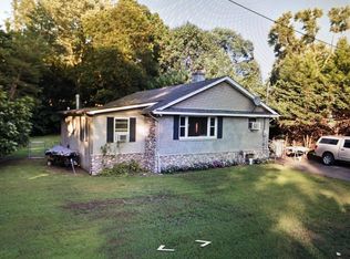 12 West St, Oakland, NJ 07436