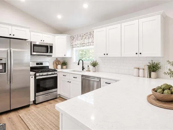 2426 Woodland Dr NW, Kennesaw, GA 30152