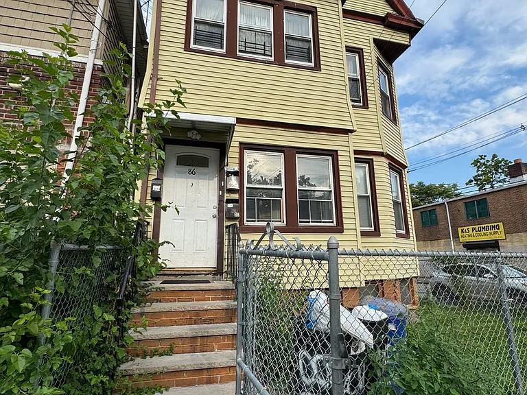 86 Stuyvesant Ave #3 — Photo 1