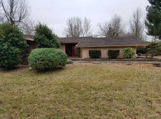 12 Hawthorne Dr, Harrison, AR 72601