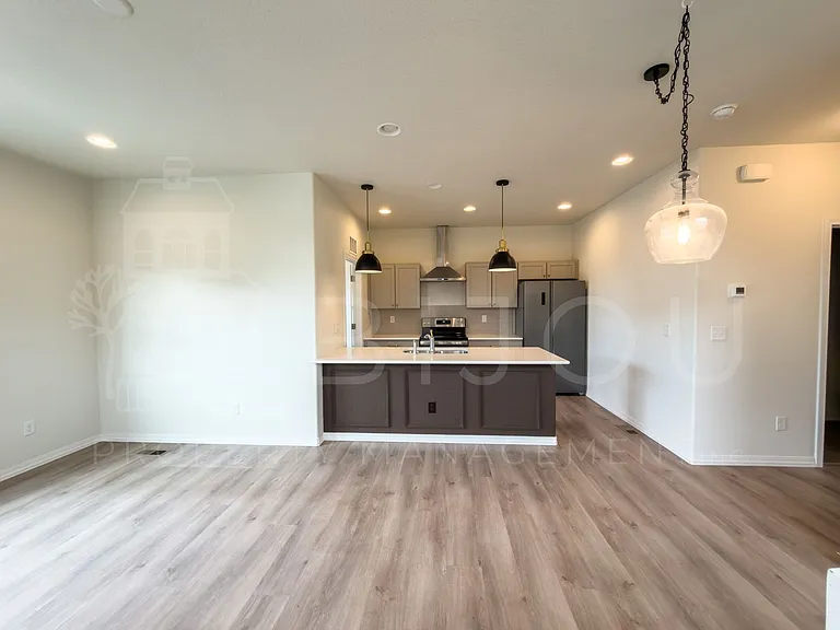 4519 Samaritan Loop — Photo 7