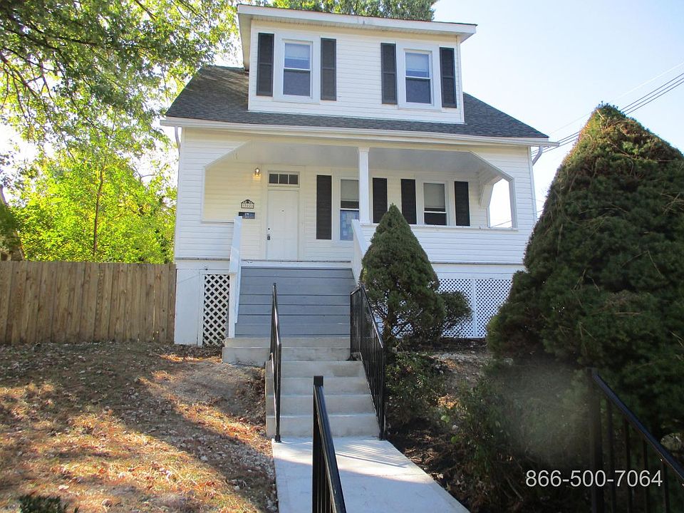 1st image of 307 Rossiter Ave
