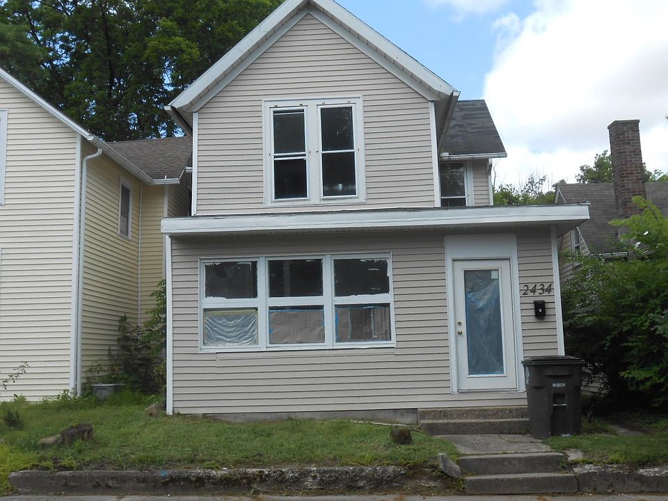 1st image of 2434 Thompson Ave
