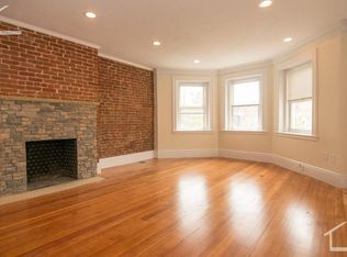 1616 Beacon St #3P, Brookline, MA 02446