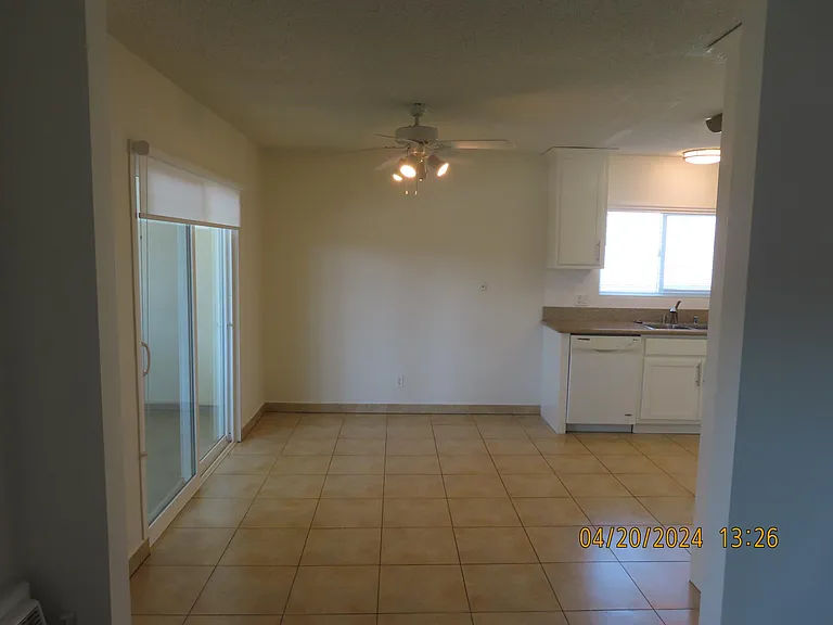 5760 Whitsett Ave #H — Photo 3