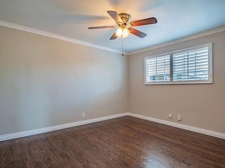 8538 Remick Ave — Photo 15
