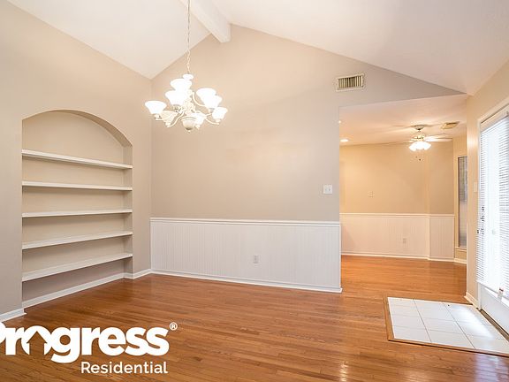 4th image of 3727 Liles Ln